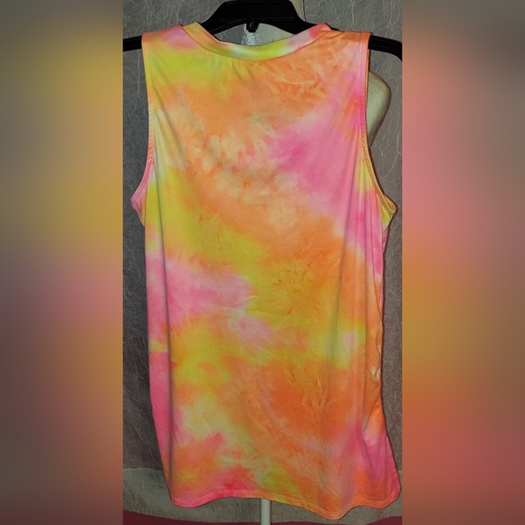 Womans White Birch Tye Dye Tank Top in size Medium Made in Mexico - Picture 4 of 4